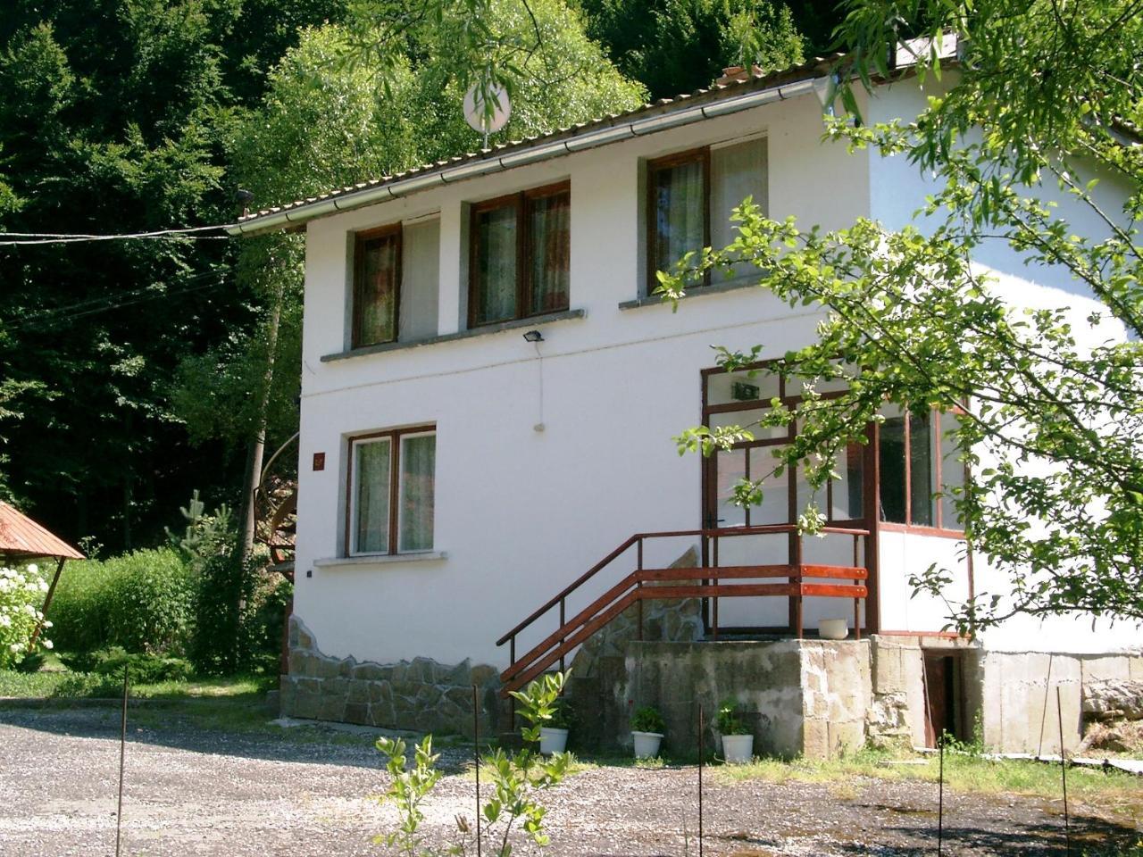 Holiday Home Tanevi Treavna Exterior foto